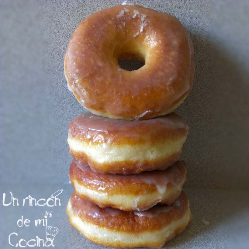 http://unrincondemicocina.files.wordpress.com/2012/11/donuts.jpg